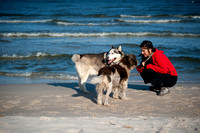 Sesja zdjęciowa z psem na plaży w Dębkach