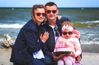 Urodzinowe zdjęcia rodzinne na plaży w Jastrzębiej Górze