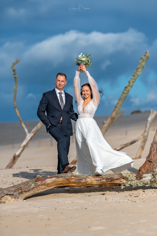 Sesja ślubna w Słowińskim Parku Narodowym Najpiękniejsze plenery ślubne nad morzem Sesja ślubna  nad morzem Łeba, gdzie na sesję  ślubna nad morzem 