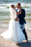 sesje ślubne w plenerze, sesje ślubne nad morzem, fotograf ślubny z pasją