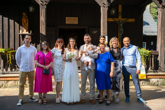 zdjęcia ze ślubu kościelnego w Dębkach, fotograf ślubny Dębki