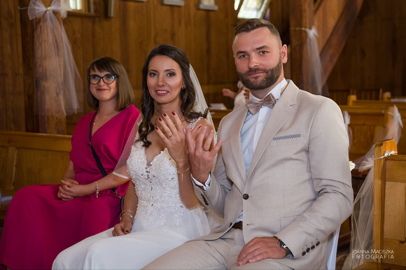 zdjęcia ze ślubu kościelnego w Dębkach, fotograf ślubny Dębki