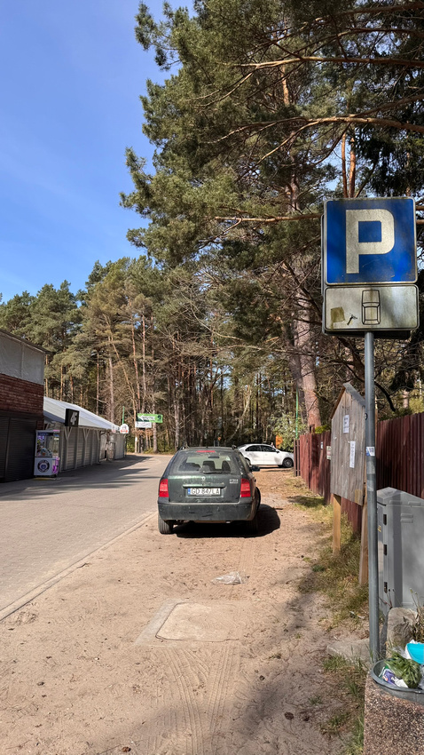 Parkingi w Dębkach