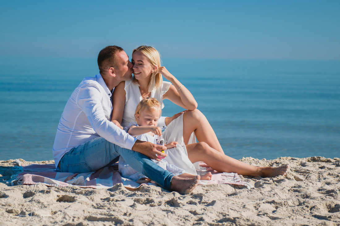 Sesja rodzinna na plaży w Dębkach